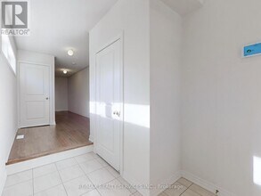 513 Littlewood Ln in Ajax, ON - Building Photo - Building Photo