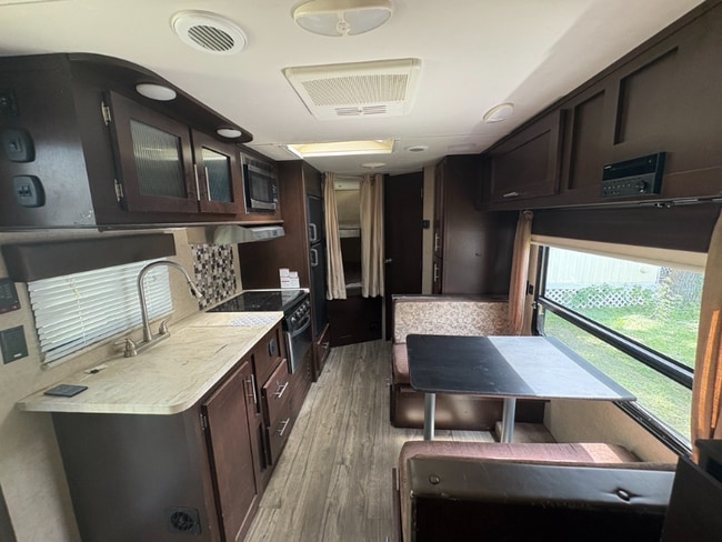 622 N Beach St in Daytona Beach, FL - Building Photo - Building Photo