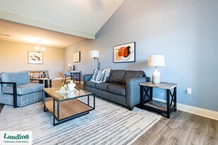 305 Laredo Dr in Cocoa, FL - Building Photo