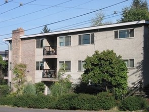 3020 Harvard Ave E in Seattle, WA - Building Photo - Building Photo