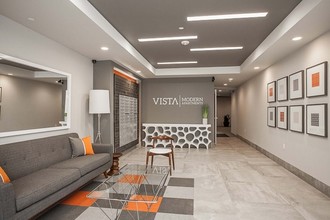 Vista Modern Apartments in Sherman Oaks, CA - Building Photo - Building Photo