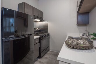 Carolyn Mosby Tower- 55+ Senior Living in Gary, IN - Building Photo - Interior Photo
