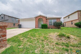 4004 Bull Run Dr in Killeen, TX - Building Photo