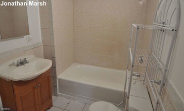 85 Munroe St-Unit -Apt 3 in Boston, MA - Building Photo - Building Photo