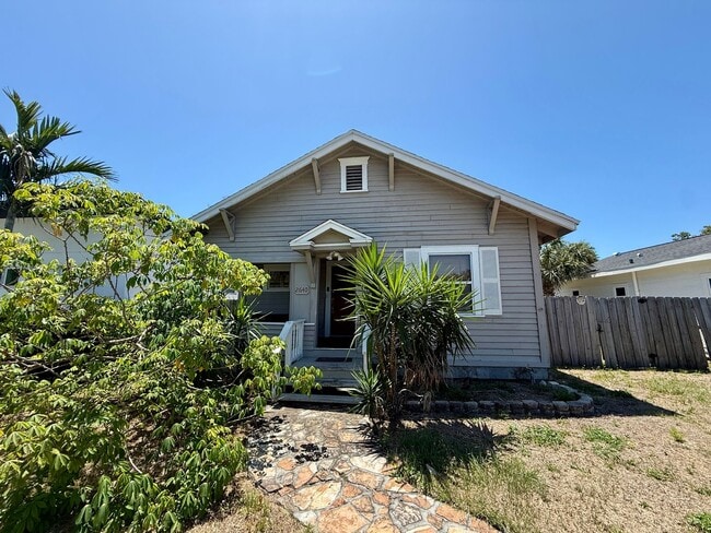 property at 2640 2nd Ave S