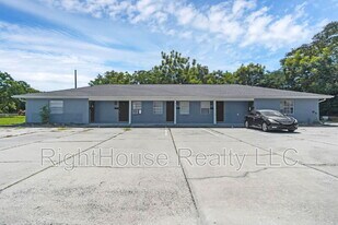 907 Center Ave in Haines City, FL - Building Photo
