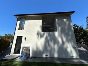3806 Marron St in San Diego, CA - Building Photo - Building Photo