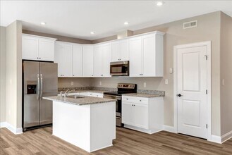 841 N Mecklenburg Ave in South Hill, VA - Building Photo - Building Photo