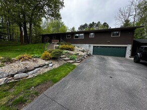 1727 N Rd in Duluth, MN - Building Photo - Building Photo