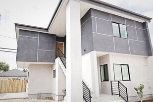 2291 Termino Ave in Long Beach, CA - Building Photo