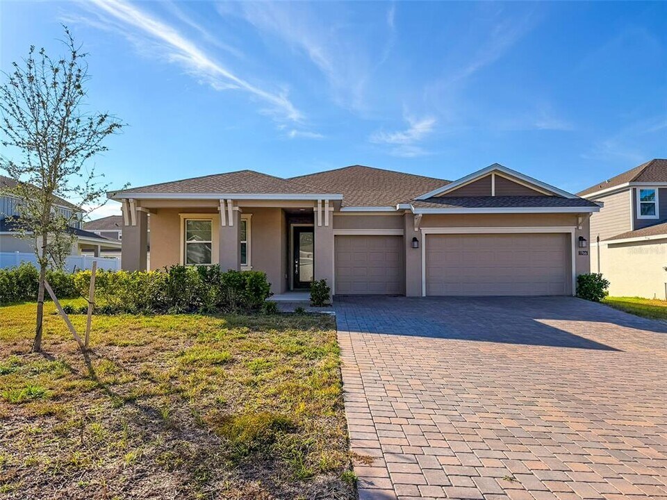 1966 Winnie Ct. in Apopka, FL - Building Photo