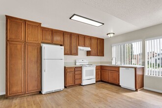 8979 Canis Ln in San Diego, CA - Building Photo - Building Photo