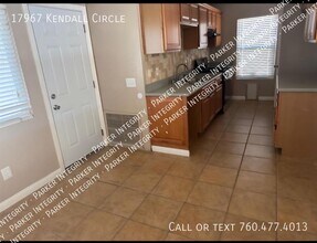 17967 Kendall Cir in Adelanto, CA - Building Photo - Building Photo