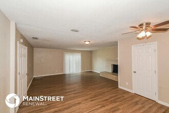 7147 Eudine Dr N in Jacksonville, FL - Foto de edificio - Building Photo