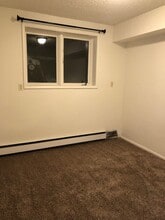 939 Lathrop St in Fairbanks, AK - Building Photo - Building Photo