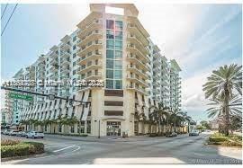 property at 140 S Dixie Hwy