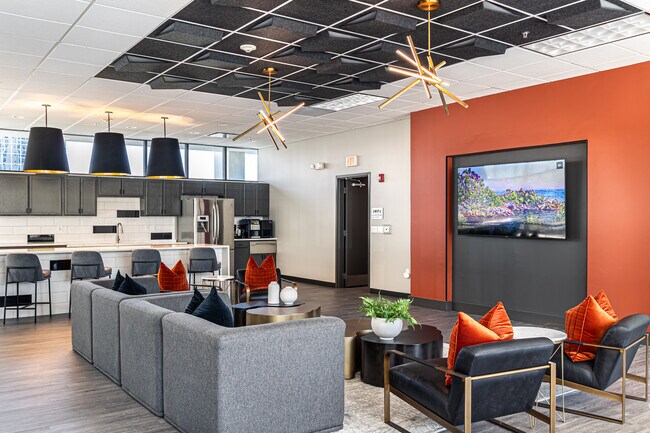 Walnut Tower Apartments