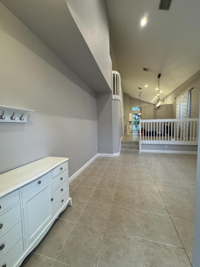 1251 Oakwater Dr in Royal Palm Beach, FL - Building Photo - Building Photo