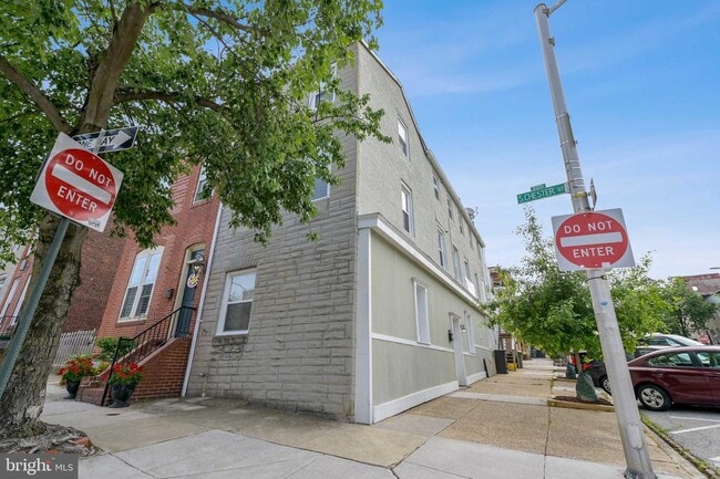 property at 249 S Chester St