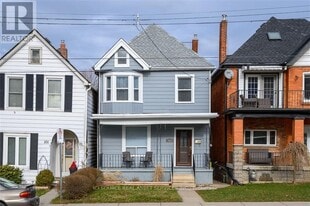 103 Macaulay St E in Hamilton, ON - Building Photo