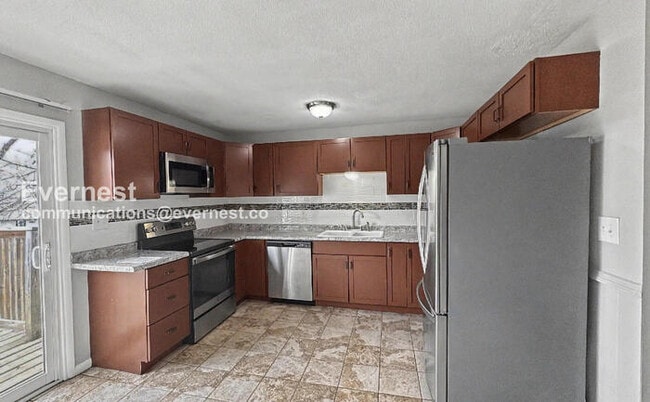 19200 E Ponca Terrace in Independence, MO - Building Photo - Building Photo