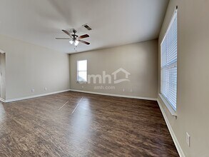 116 Stoney Creek Way in Moncks Corner, SC - Building Photo - Building Photo