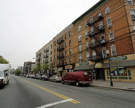 4536 Park Ave in Weehawken, NJ - Foto de edificio - Building Photo