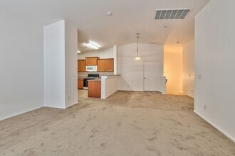 6579 Charlie Chaplin Ave in Las Vegas, NV - Building Photo - Building Photo
