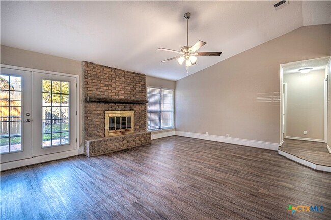 property at 1914 Buckskin Trail