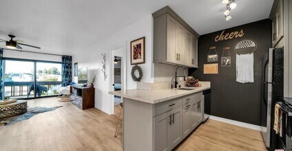 7742 Redlands St, Unit H3025 in Playa Del Rey, CA - Building Photo - Building Photo