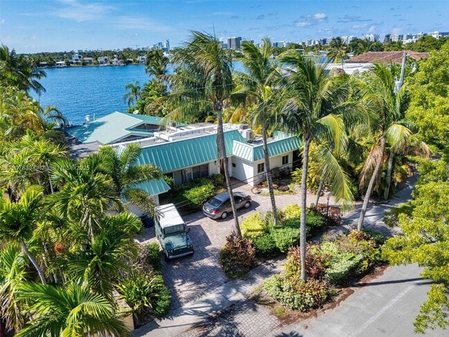 property at 1375 N Biscayne Point Rd