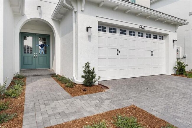 5418 Empire Dr in Westlake, FL - Building Photo - Building Photo