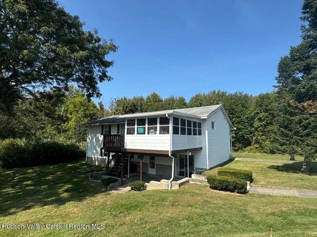 property at 249 NY-32