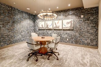 Encore Rise in Conroe, TX - Foto de edificio - Building Photo