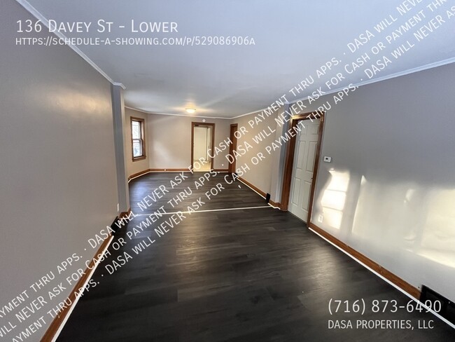 136 Davey St in Buffalo, NY - Building Photo - Building Photo