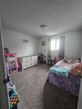 4626 Alpine Dr in Klamath Falls, OR - Building Photo - Building Photo