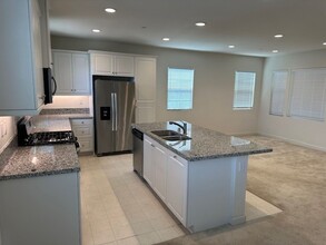 441 Lucent Dr in Stanton, CA - Building Photo - Building Photo