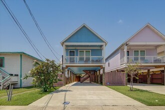 2311 67th St in Galveston, TX - Building Photo - Building Photo