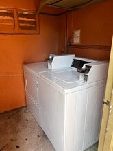 2600 NW 14th St, Unit 4 in Miami, FL - Building Photo - Building Photo