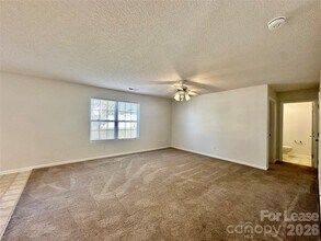 5787 Dove Point Dr SW in Concord, NC - Building Photo - Building Photo