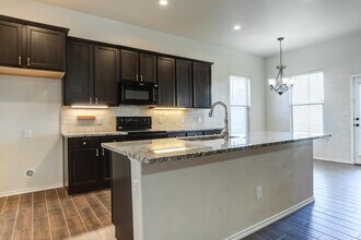 13811 Uvalde Ave in Lubbock, TX - Building Photo - Building Photo
