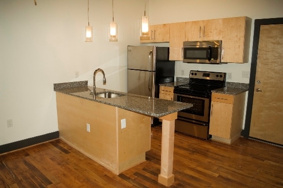 Tracks at the Masonry in Richmond, VA - Building Photo - Interior Photo