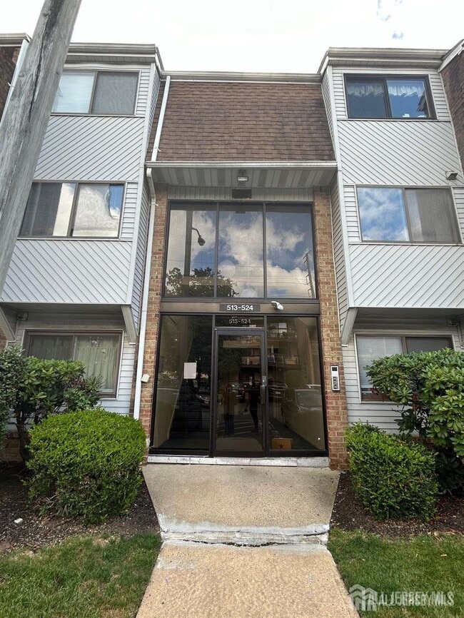 property at 517 Edison Glen Terrace