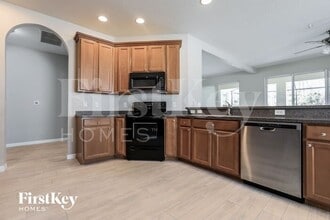 2553 Hobblebrush Dr in North Port, FL - Building Photo - Building Photo