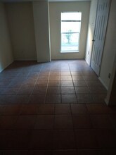 1636 Kingspoint Dr in Carrollton, TX - Building Photo - Building Photo