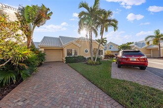 28763 Carmel Way in Bonita Springs, FL - Foto de edificio - Building Photo