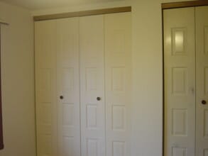 2500 S Kerry Ln, Unit 16 in Appleton, WI - Building Photo - Building Photo