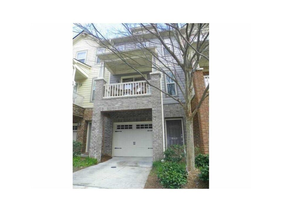 843 Commonwealth Ave SE in Atlanta, GA - Building Photo