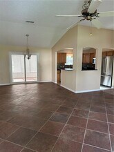 917 Camino Del Rey Dr in Lady Lake, FL - Building Photo - Building Photo