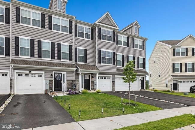 property at 468 Rederick Ln